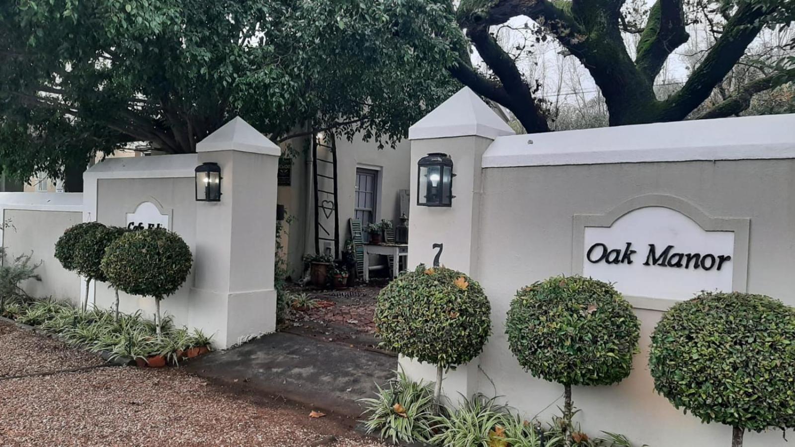 Cafe Felix & Old Oak Manor 호텔 리비크 카스틸 외부 사진